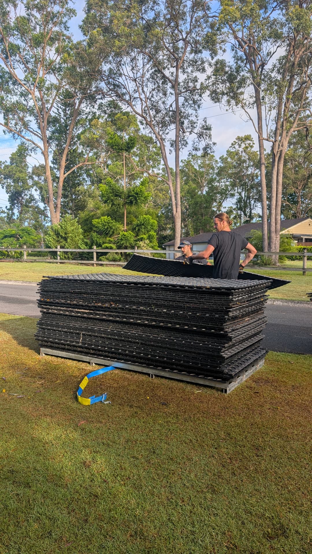 Track Mats vs Gravel Roads: Which Is Better for Construction Site Access?